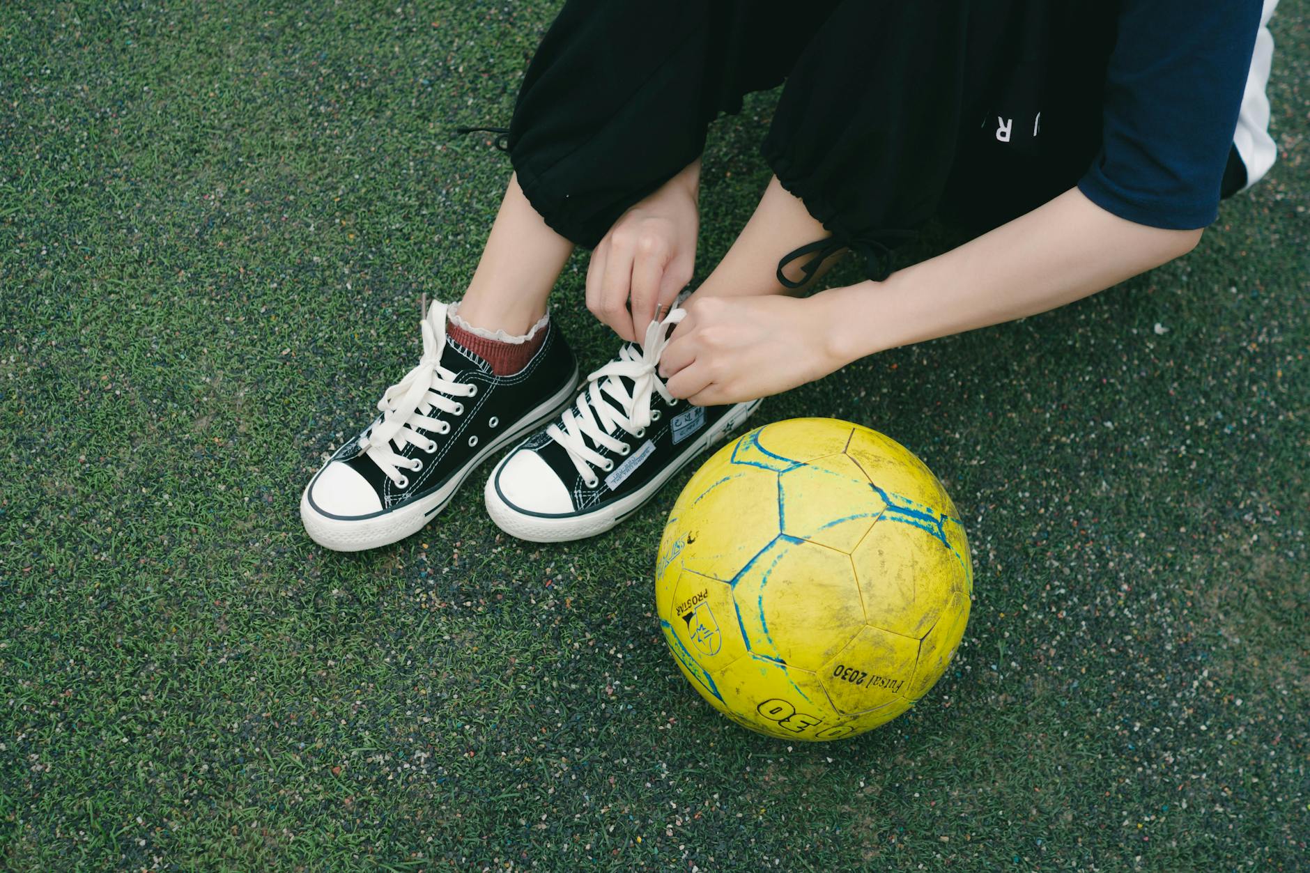 Modern orthopedic athletic sneakers showcasing therapeutic design features